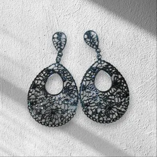 گوشواره مشکی