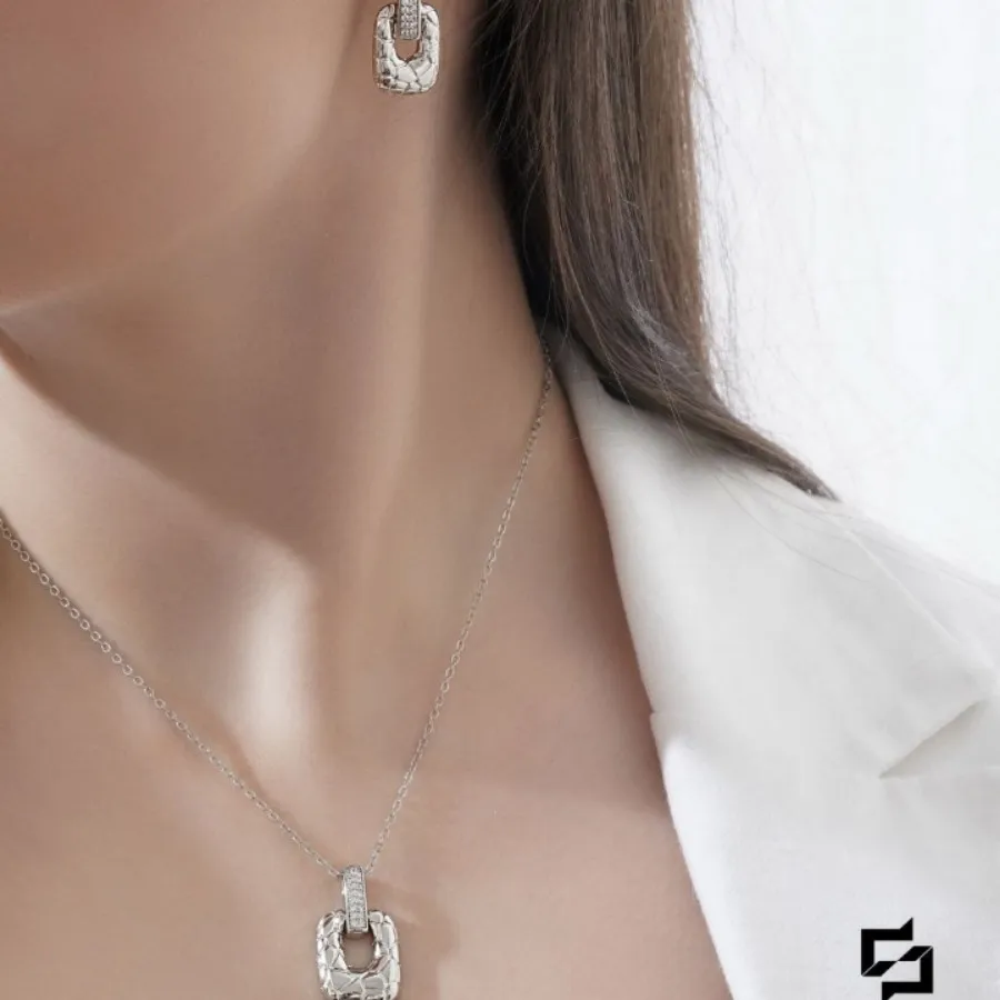 نیمست ژوپینگ با زنجیر