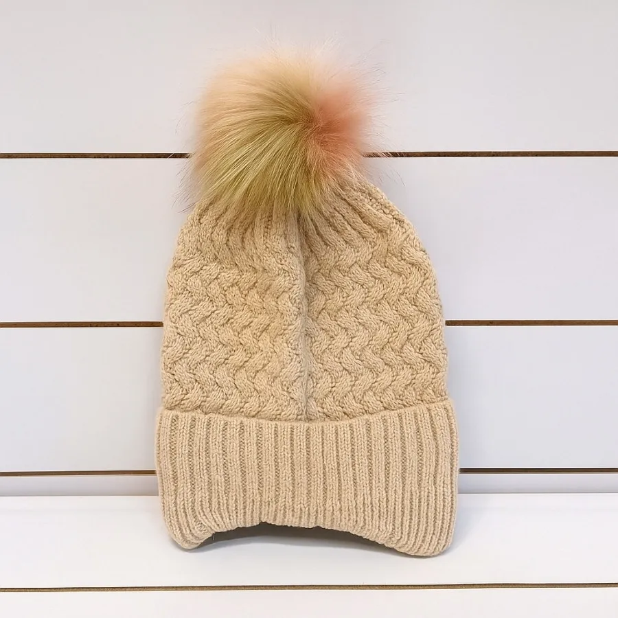 کلاه بچگانه داخل خزگوشدار