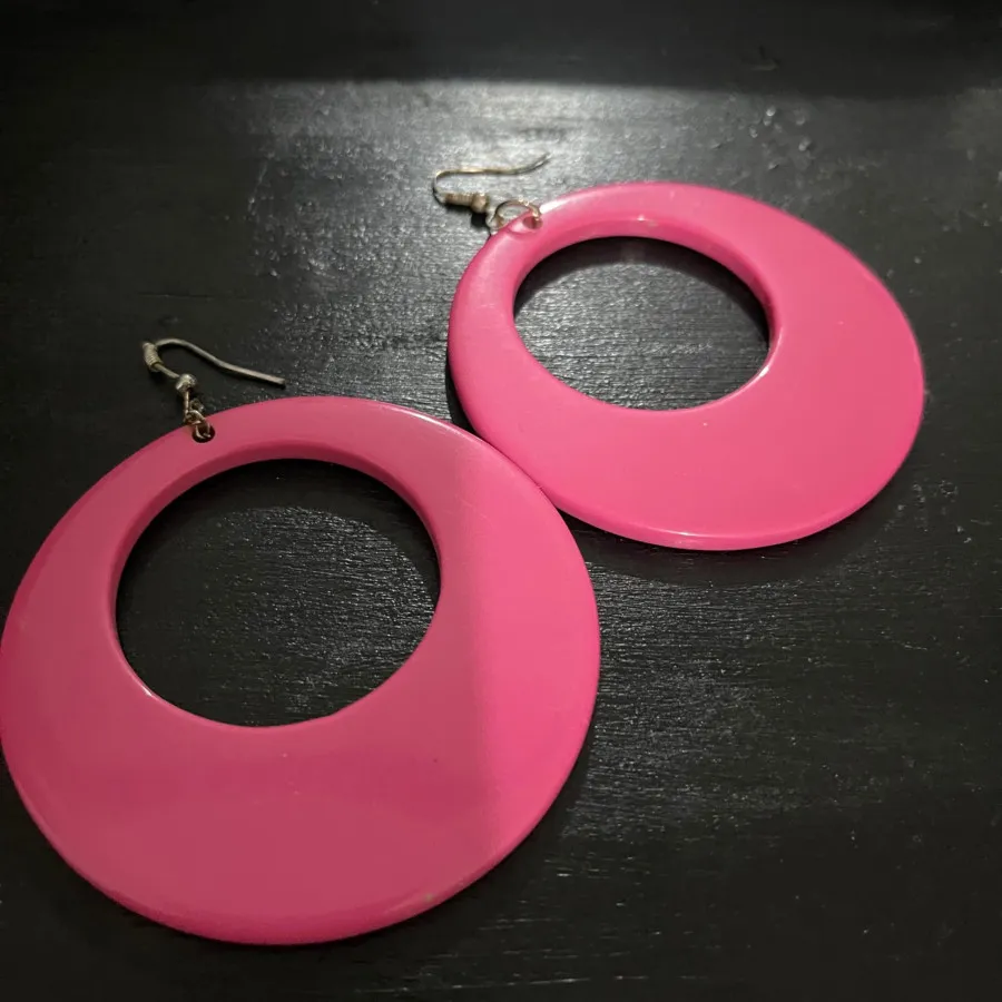 گوشواره سرخابی