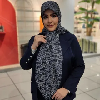 روسری نخی گارزا