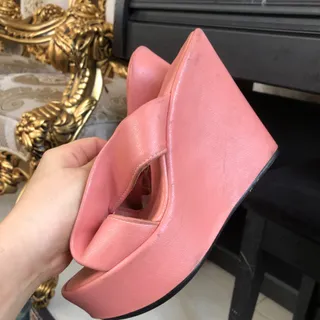 صندل عروسکی