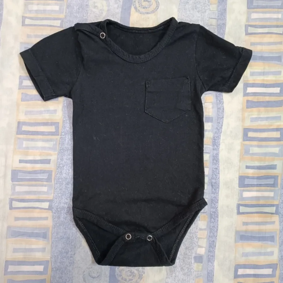 بادی نوزادی/زیردکمه نوزاد