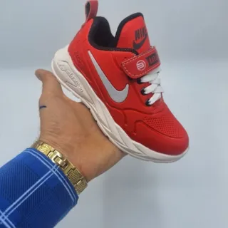 کفش بچه گانه