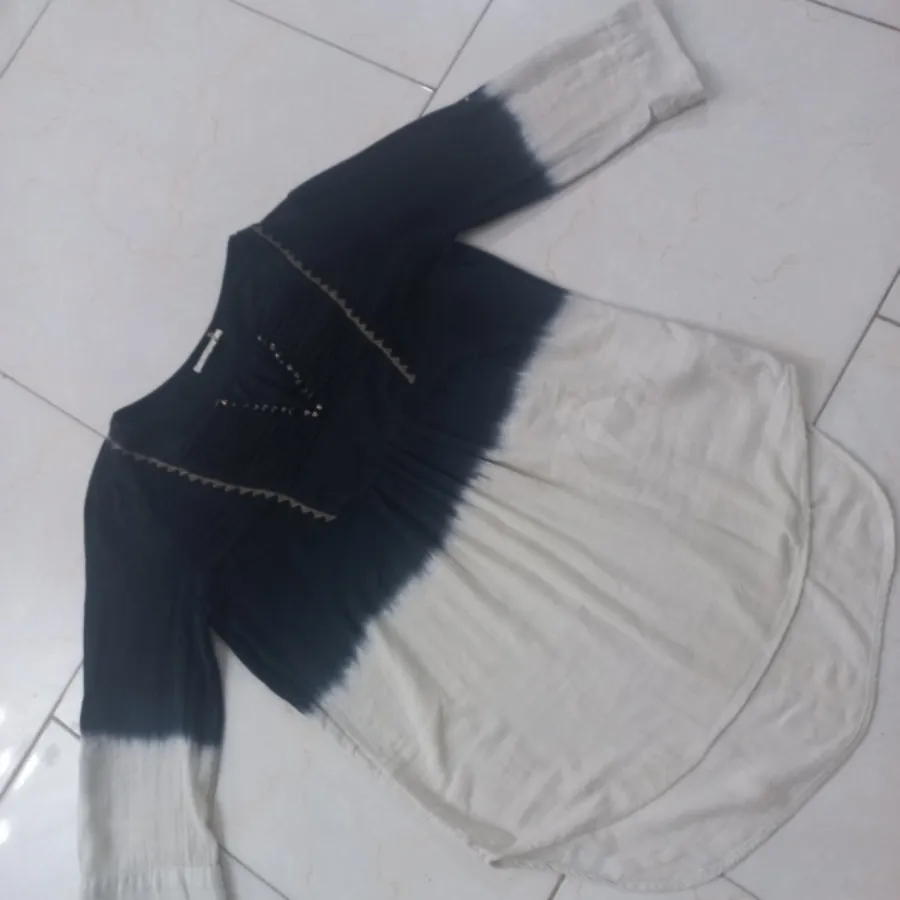 شومیز ابرنگی