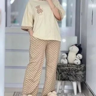 تیشرت و شلوار