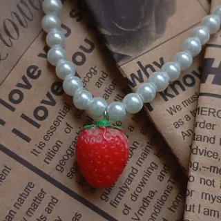 گردنبند توت فرنگی ?