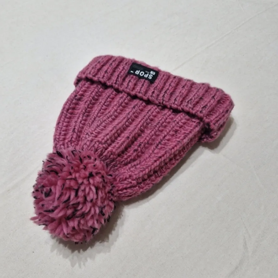 کلاه بافتنی صورتی