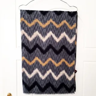 شال موهر پهنا دار