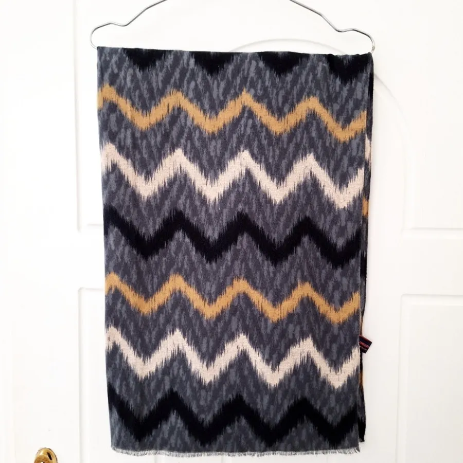 شال موهر پهنا دار