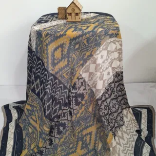 روسری حریر دور دست دوز