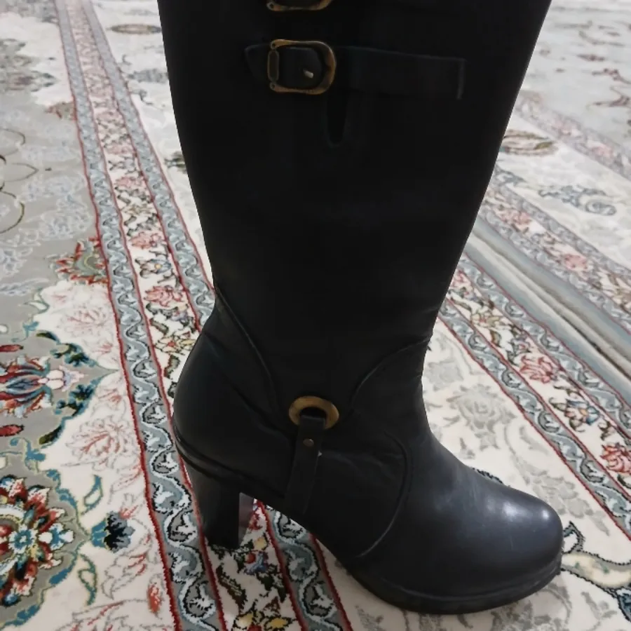 پوتین سایز 39