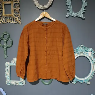 شومیز نخی برند Lilla