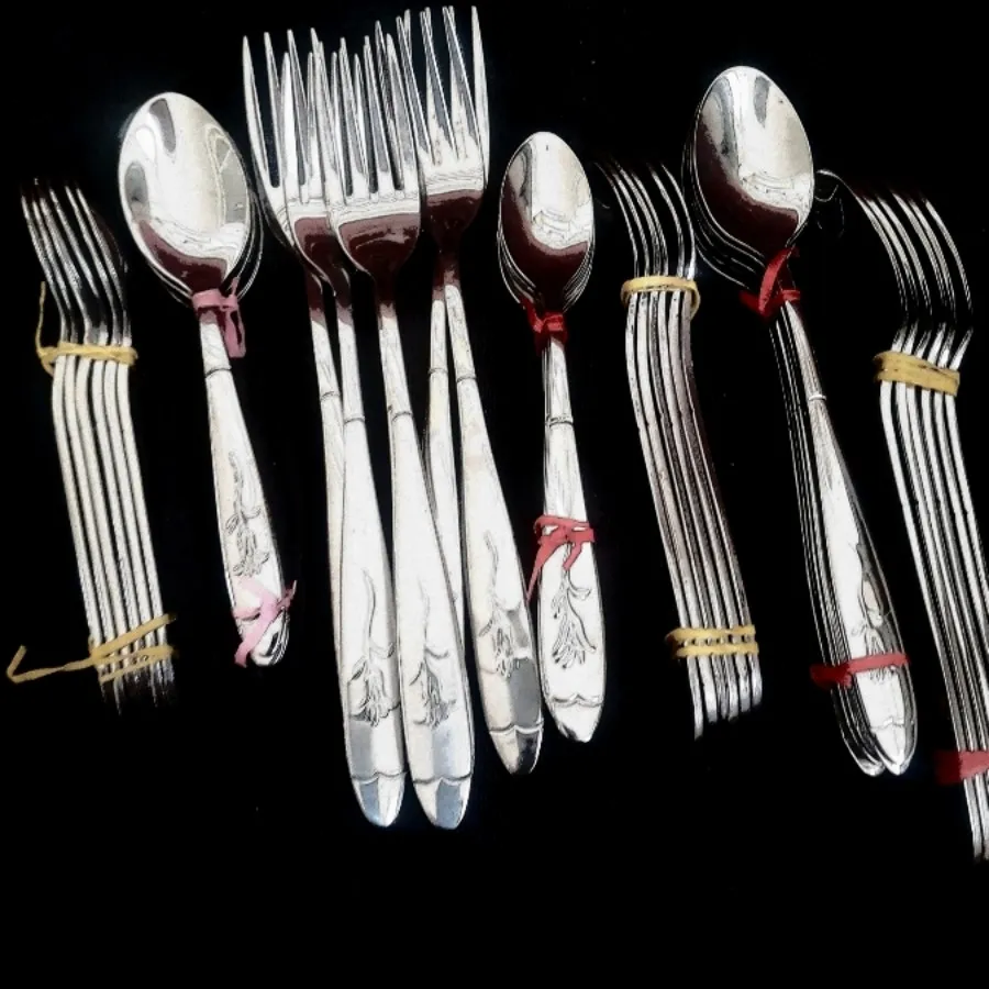 قاشق وچنگال