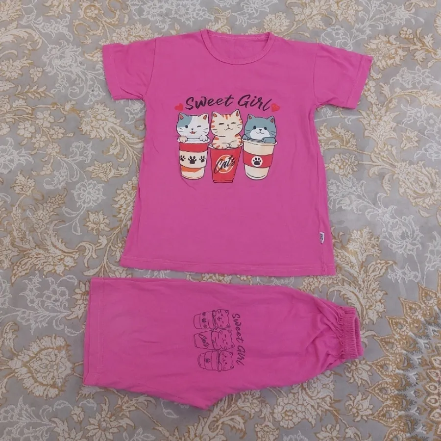 لباس بچگانه