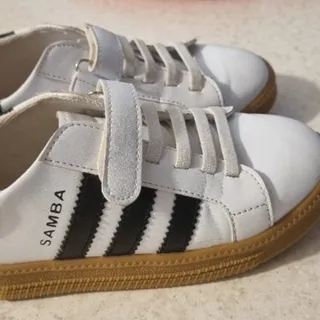 کفش اسپرت بچگانه