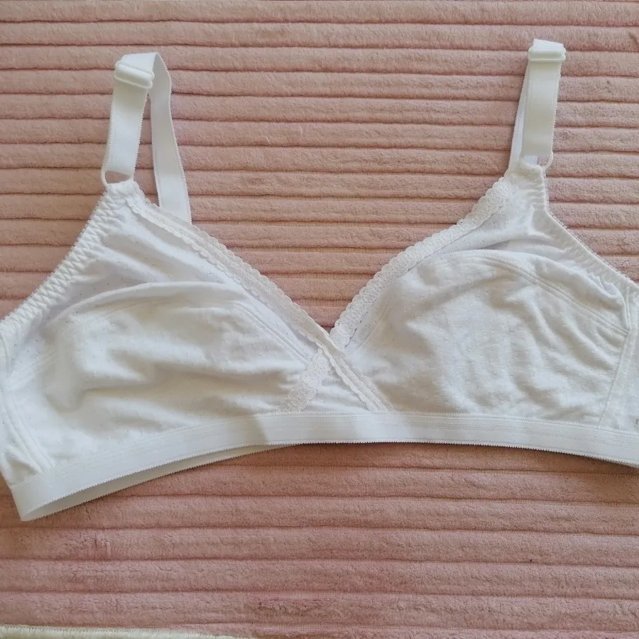 سوتین نخی اروپایی