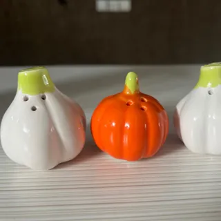 نمکدان های نقلی