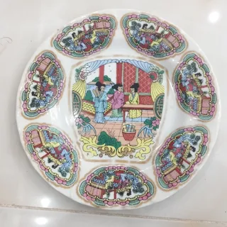 بشقاب دیوارکوب