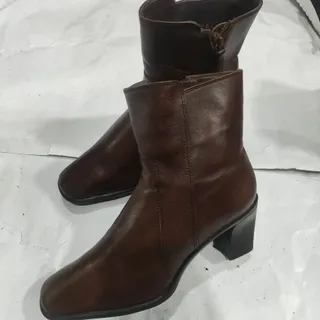 بوت زنانه اورجینال
