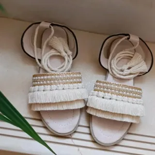 صندل مکرومه