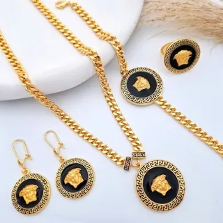 سرویس ورساچه فوق شیک