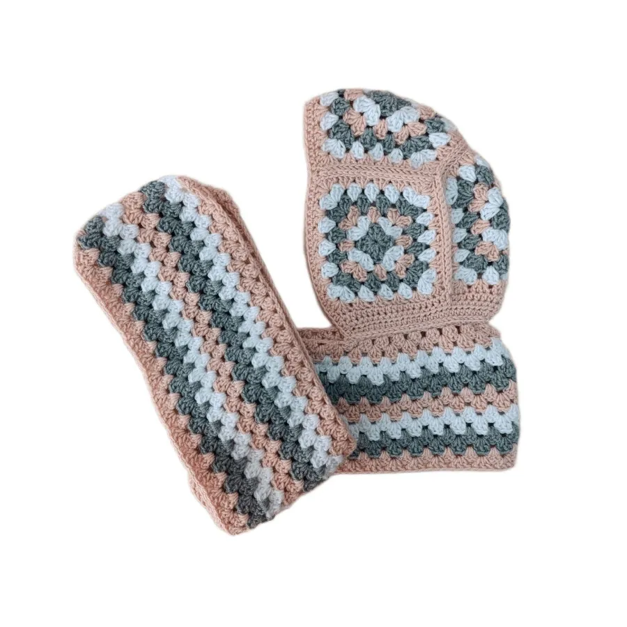 شال گردن و کلاه بافتنی