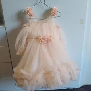 پیراهن دخترونه