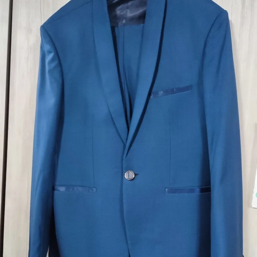 کت و شلوار مردانه