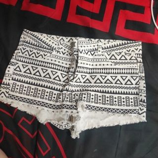 شورتک جین