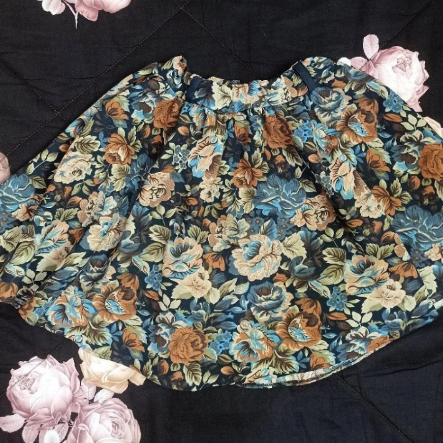 دامن کرپ گلدار دخترانه