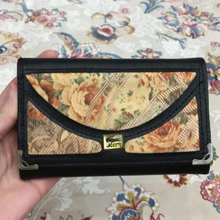 کیف پول برند