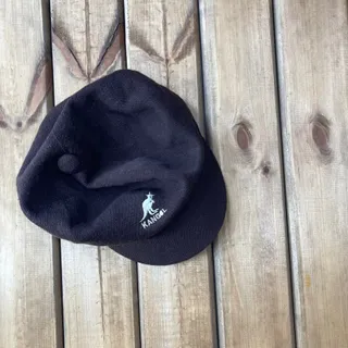 کلاه قهوه ای