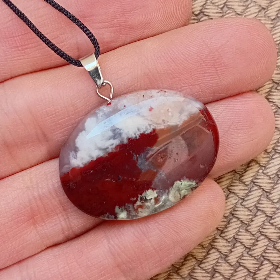 آویز عقیق پرچمی زیبا