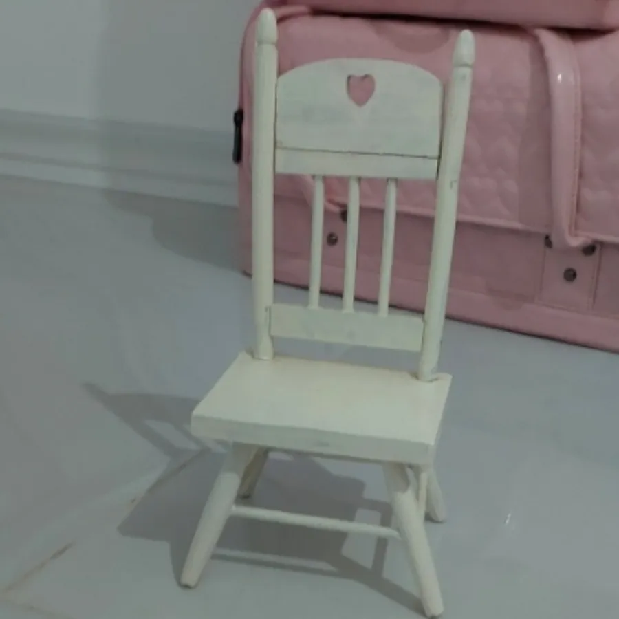 صندلی دکوری چوبی