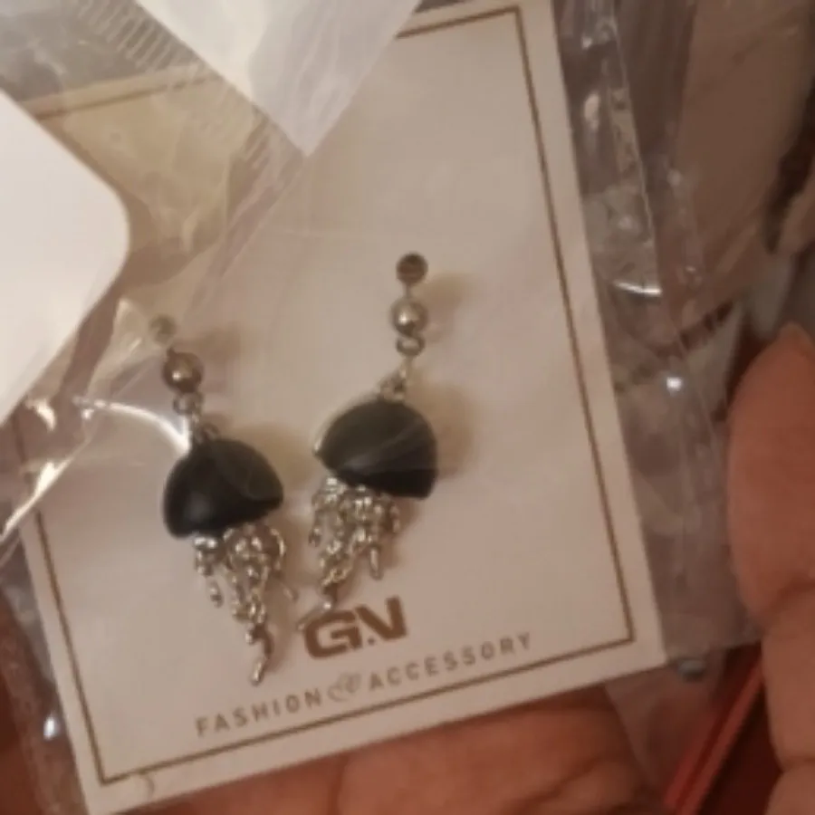 گوشواره میخی