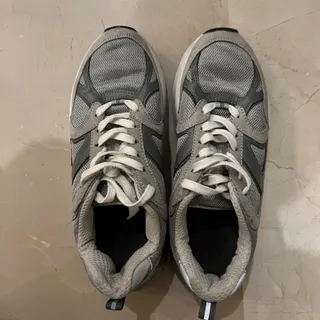 کفش اسپرت زنانه