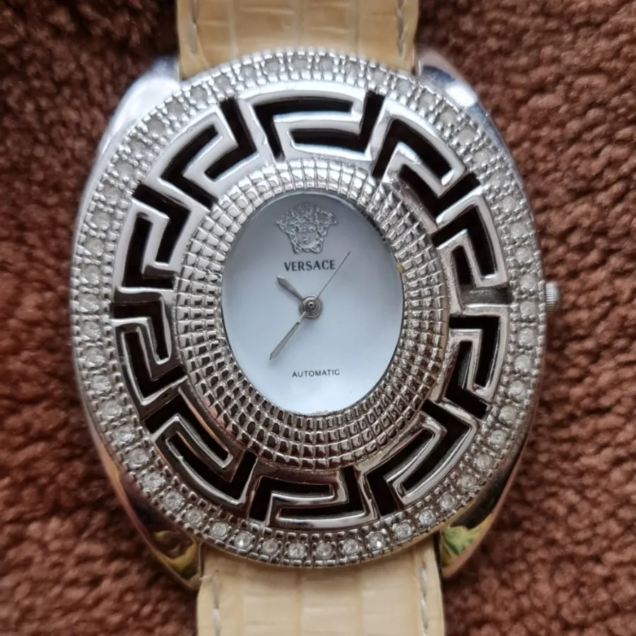 ساعت مچی مجلسی