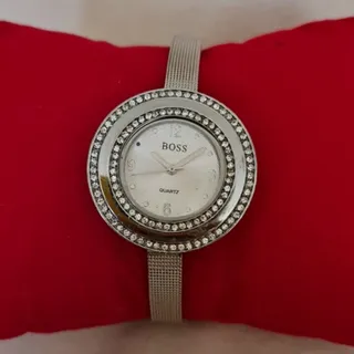 ساعت مچی نگین دار