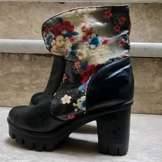 چکمه بوت نیم بوت