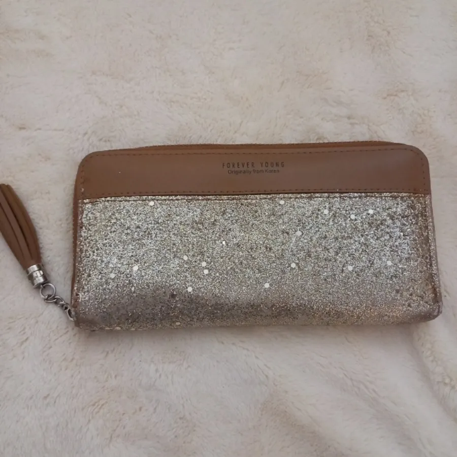 کیف پول اکلیلی کره ای