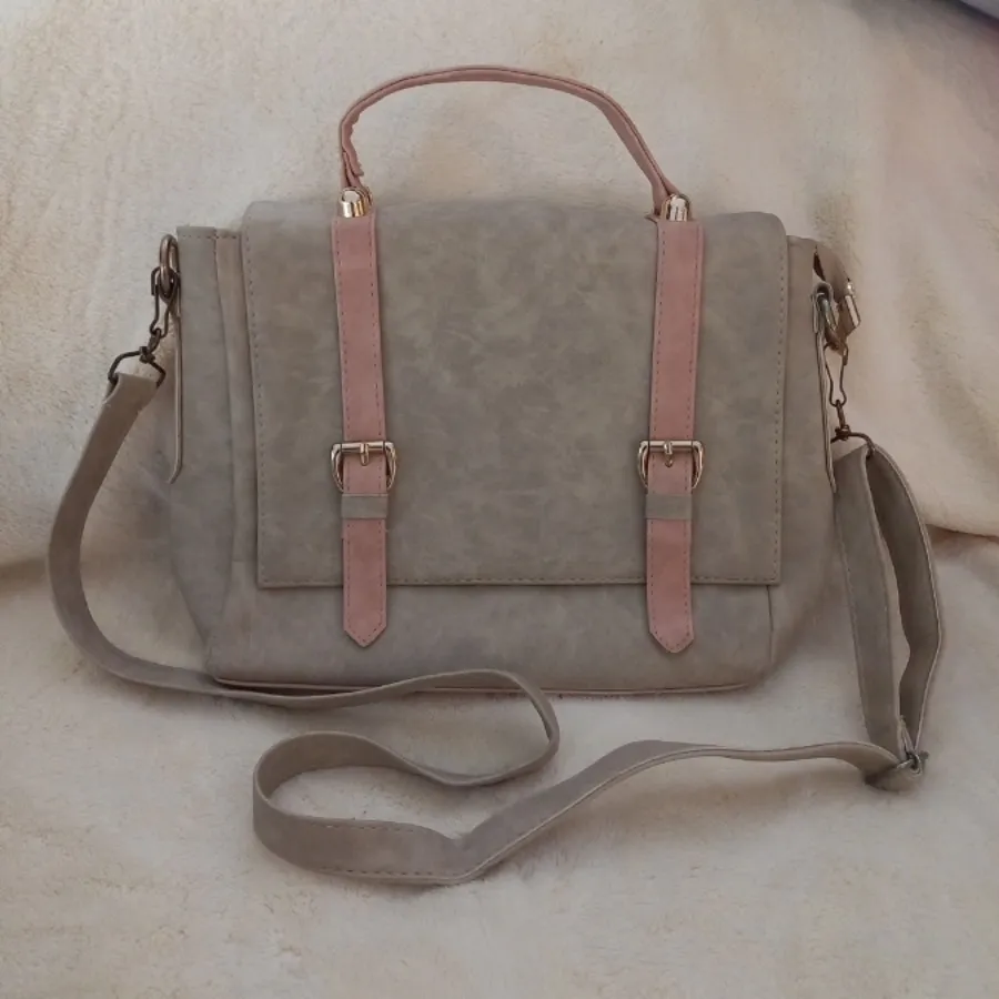 کیف دستی کاملا سالم