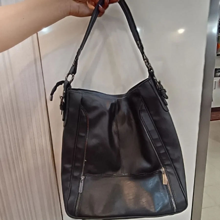 کیف دانشجویی بزرگ و جادار