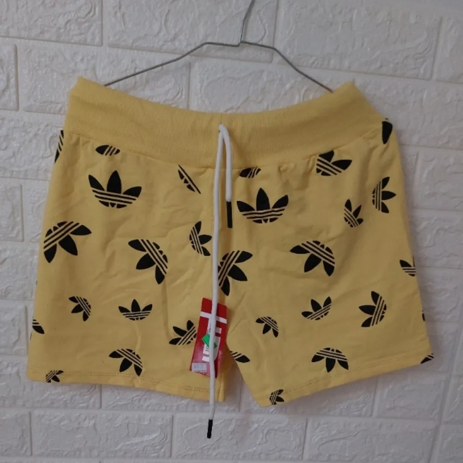 شورتک خوش رنگ