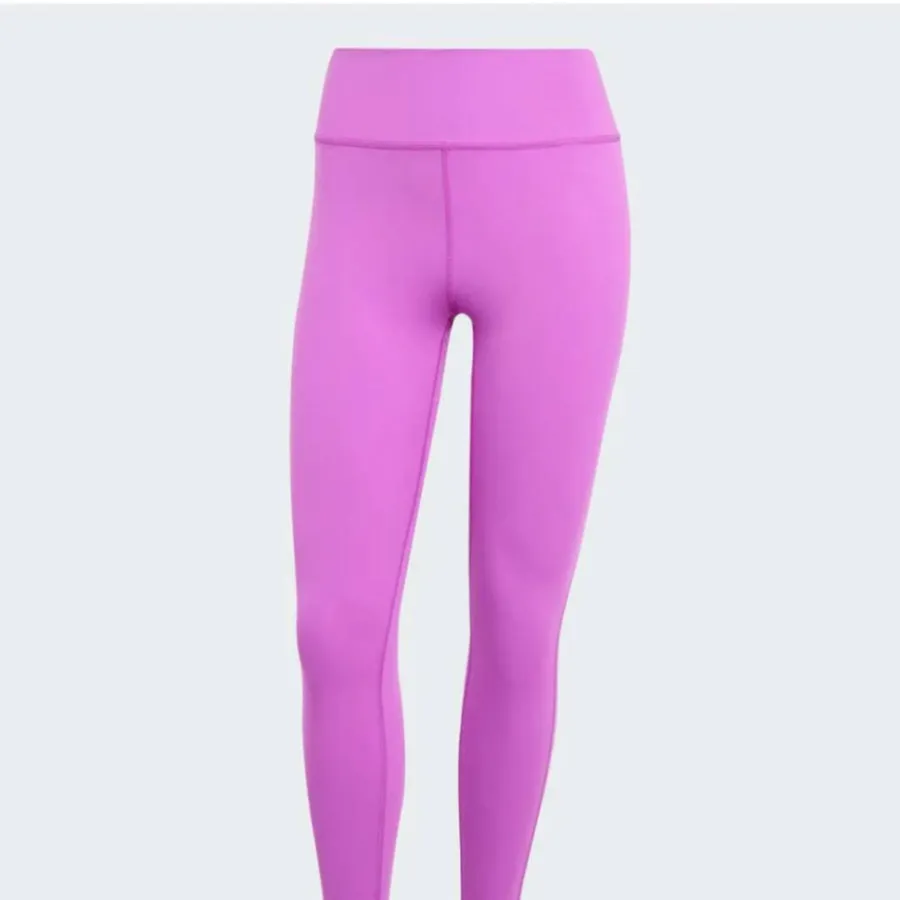 لگ کاملا نو آدیداس