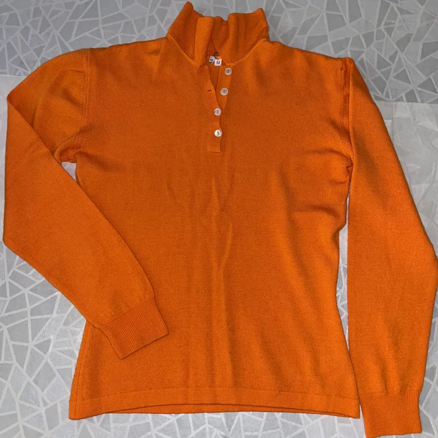 بلوز نارنجی پشمی نازک