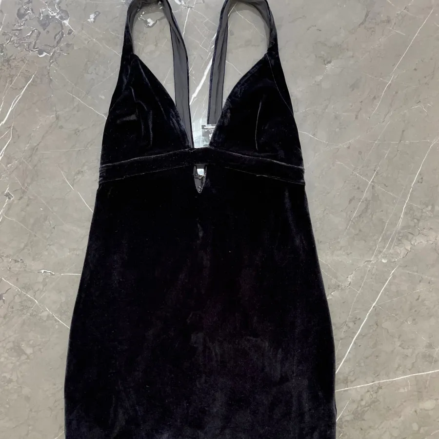 پیراهن مخمل