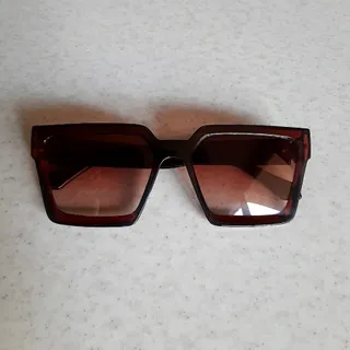 عینک آفتابی