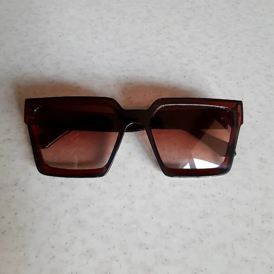 عینک آفتابی