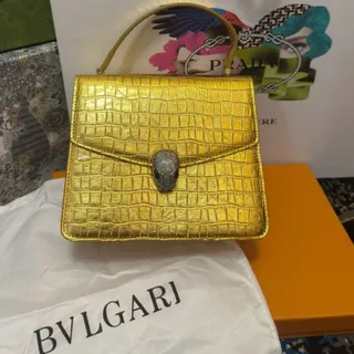 کیف برند بولگاری